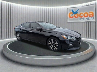 2022 Nissan Altima 2.5 SV