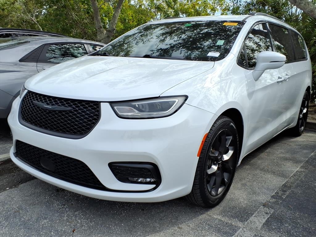 2021 Chrysler Pacifica Touring L