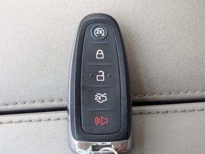 2012 Lincoln MKX Base