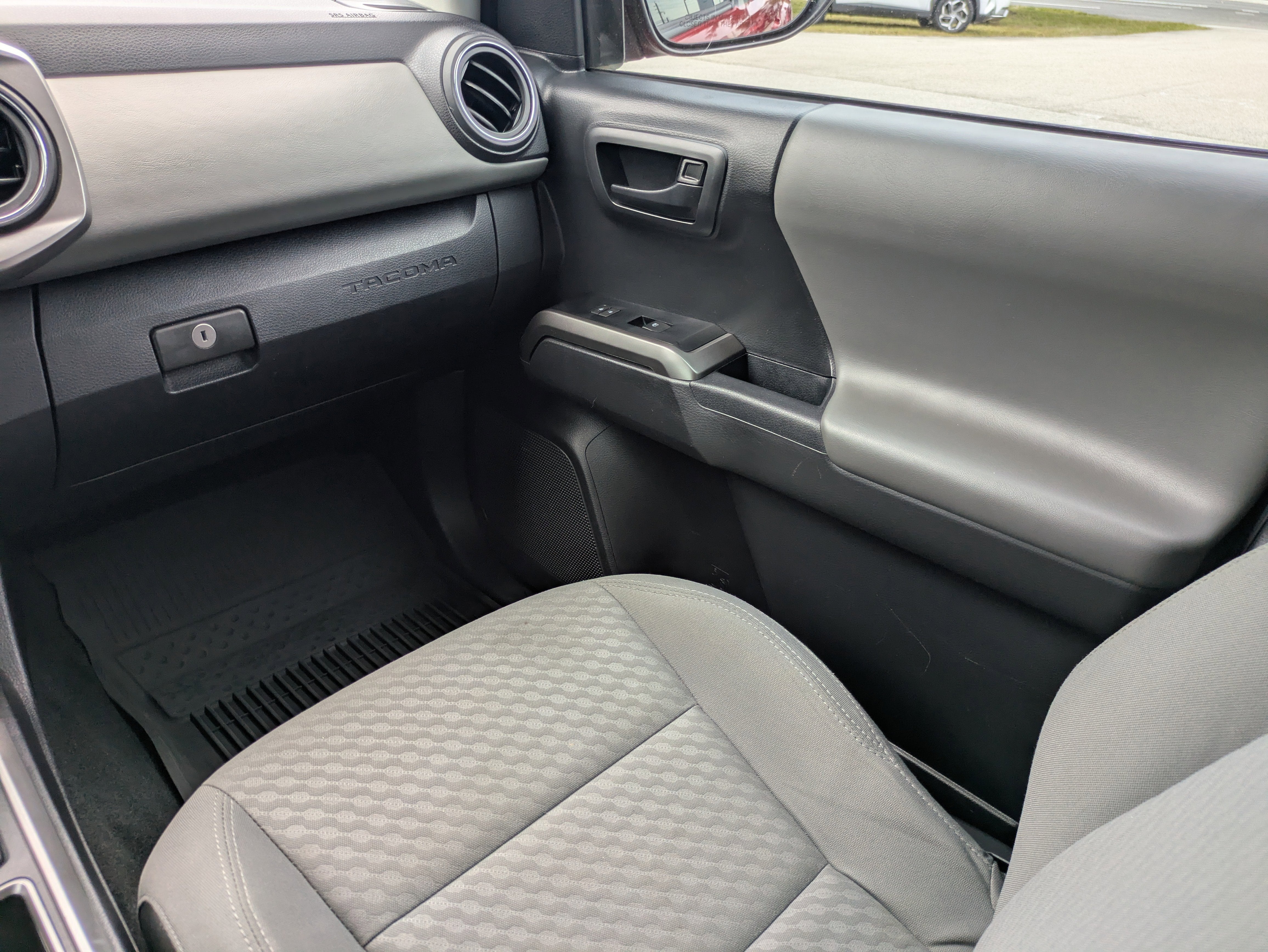2022 Toyota Tacoma 2WD Base