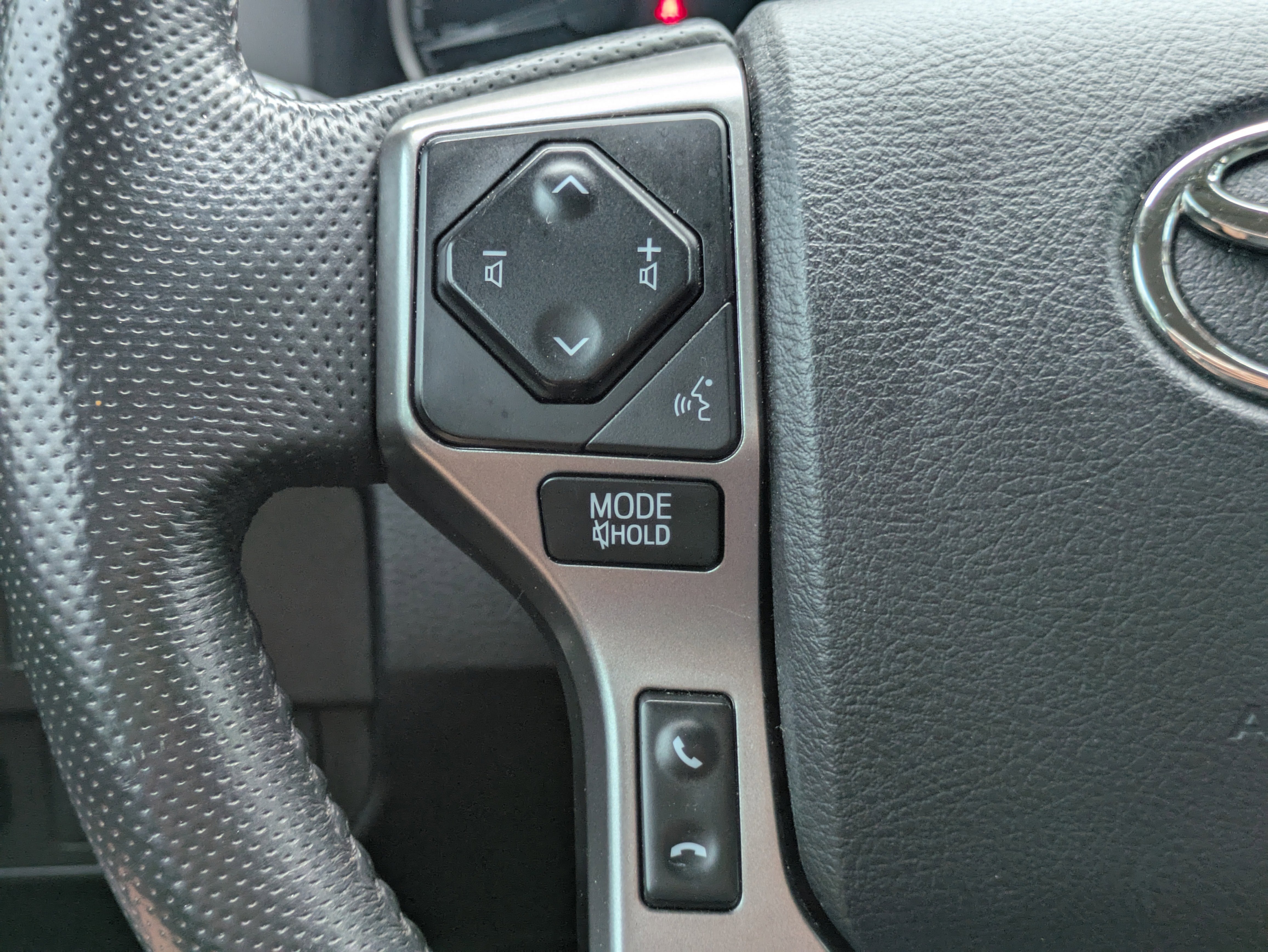 2022 Toyota Tacoma 2WD Base