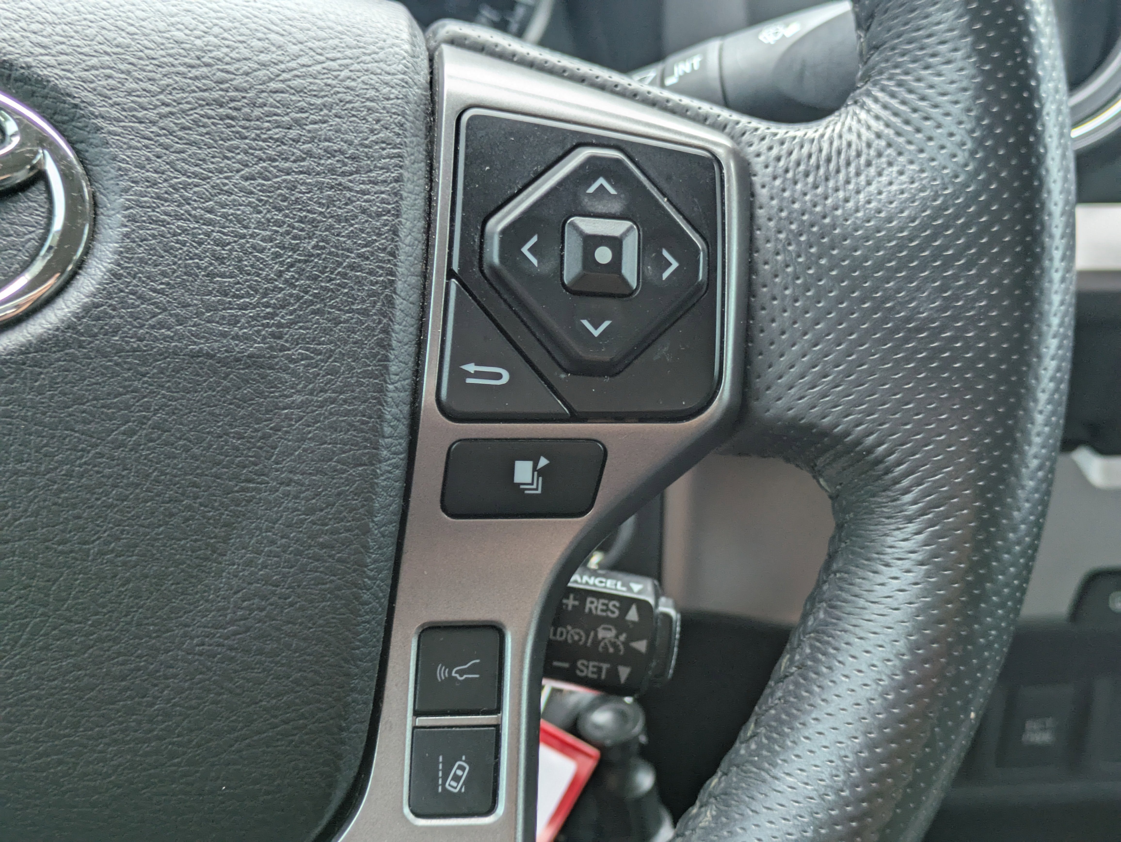 2022 Toyota Tacoma 2WD Base