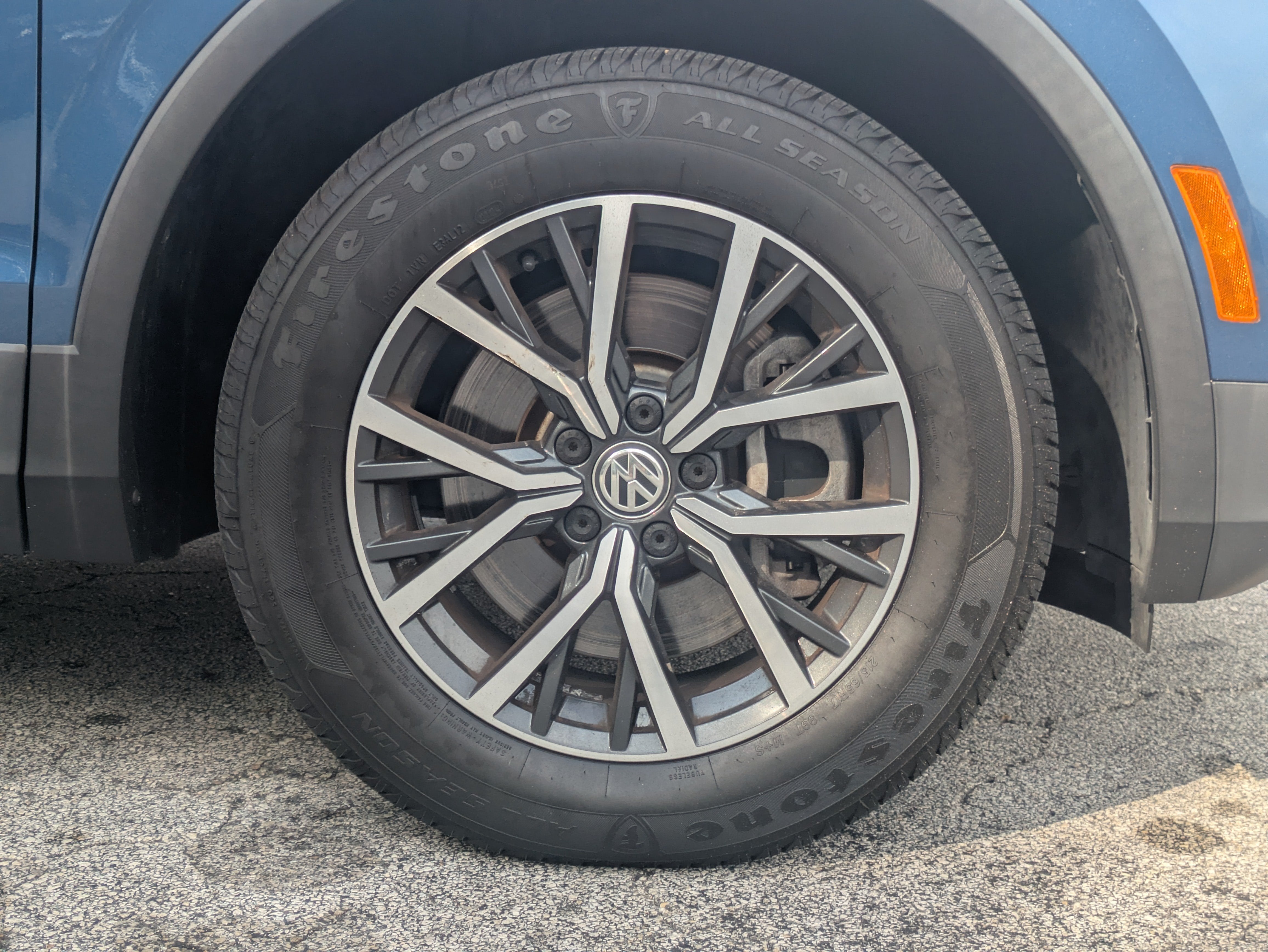 2019 Volkswagen Tiguan SE