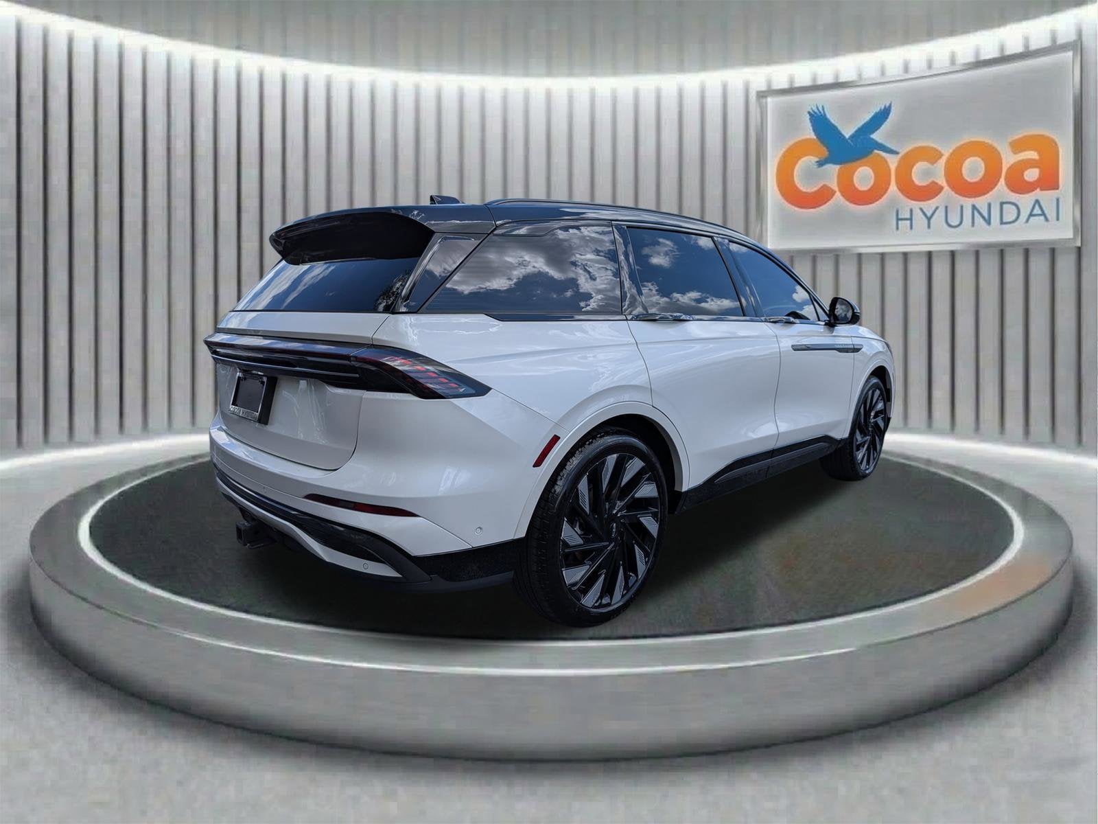 2024 Lincoln Nautilus Reserve