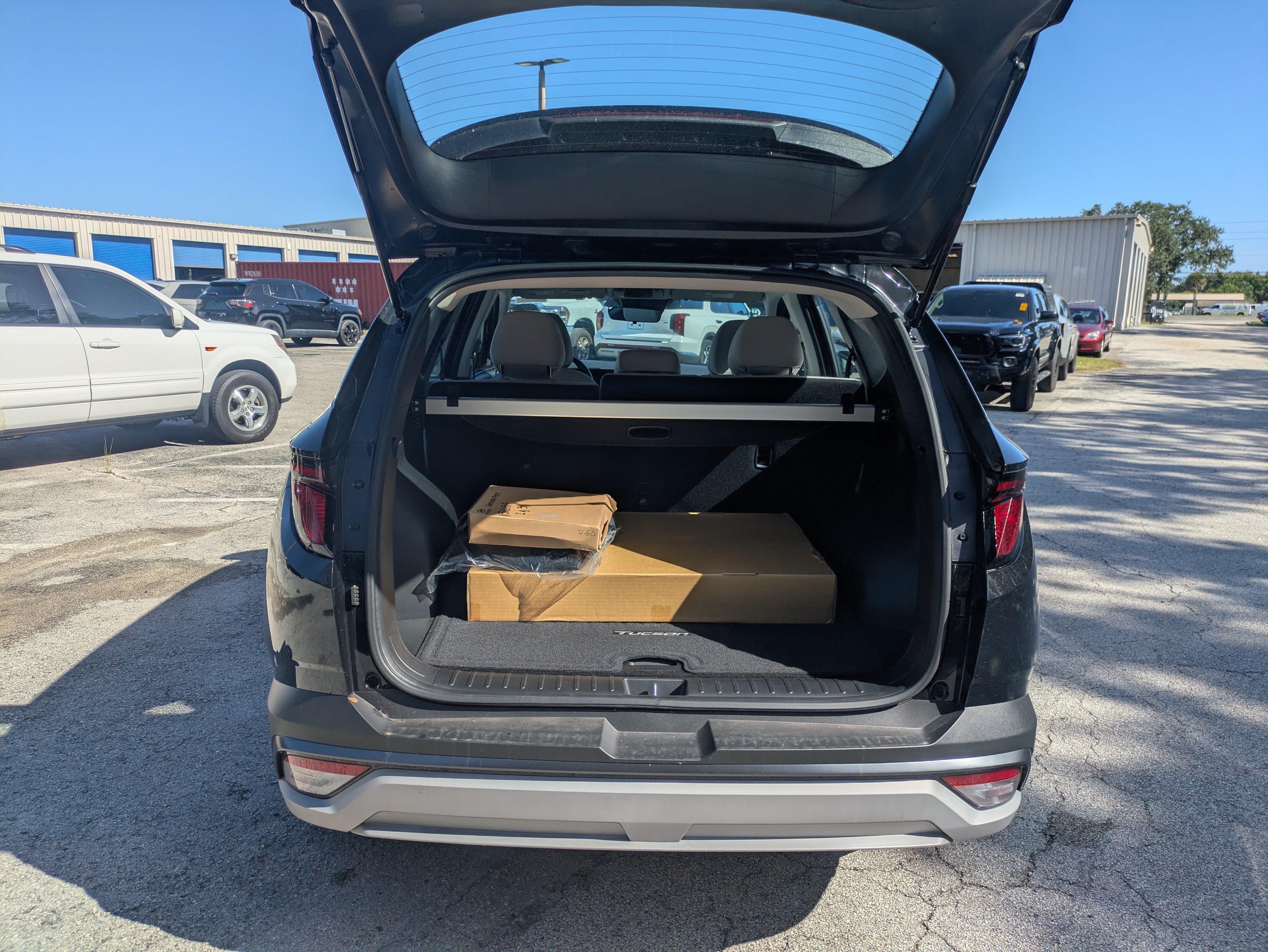 2026 Hyundai TUCSON SE