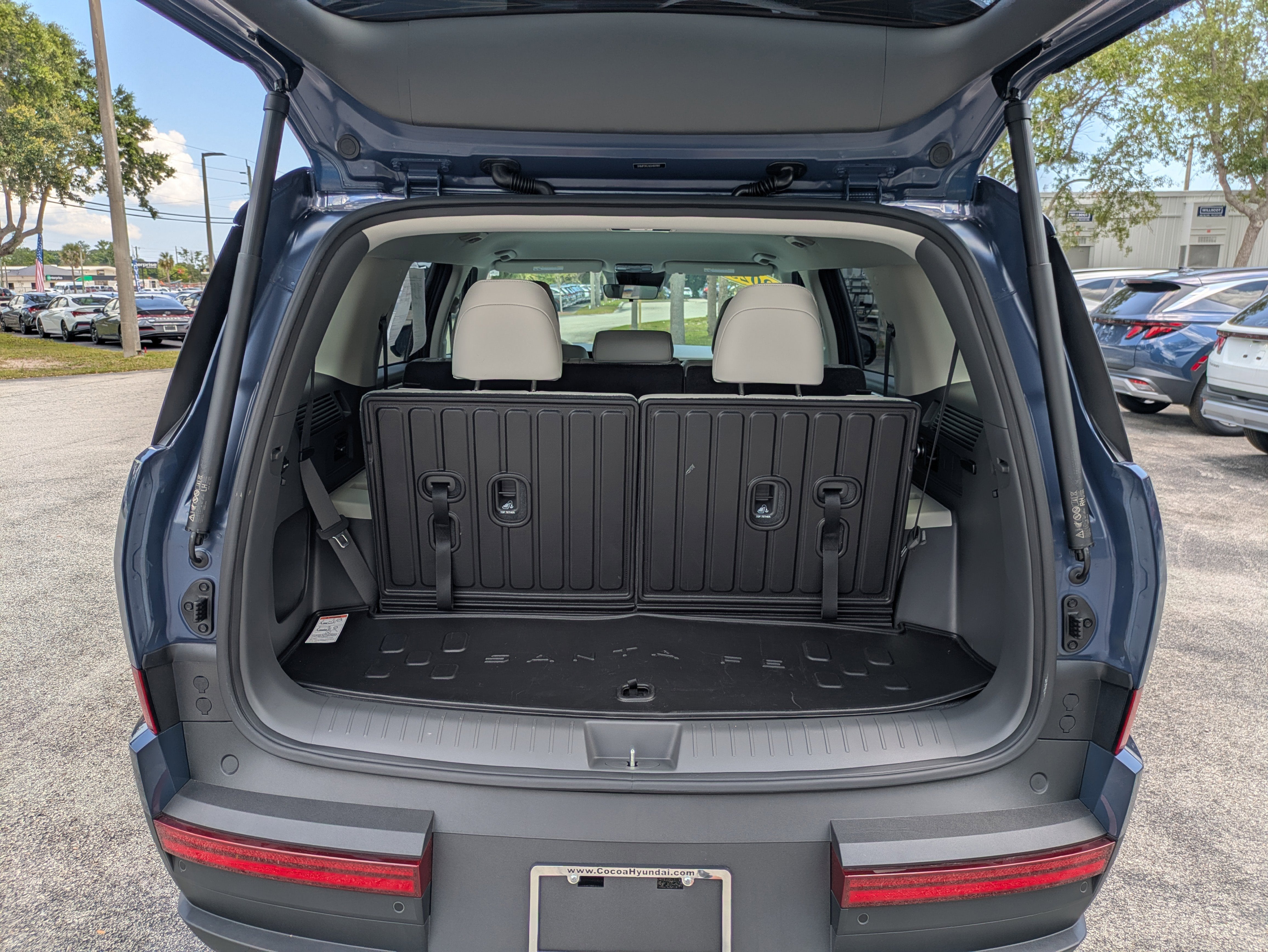 2025 Hyundai SANTA FE HYBRID SEL