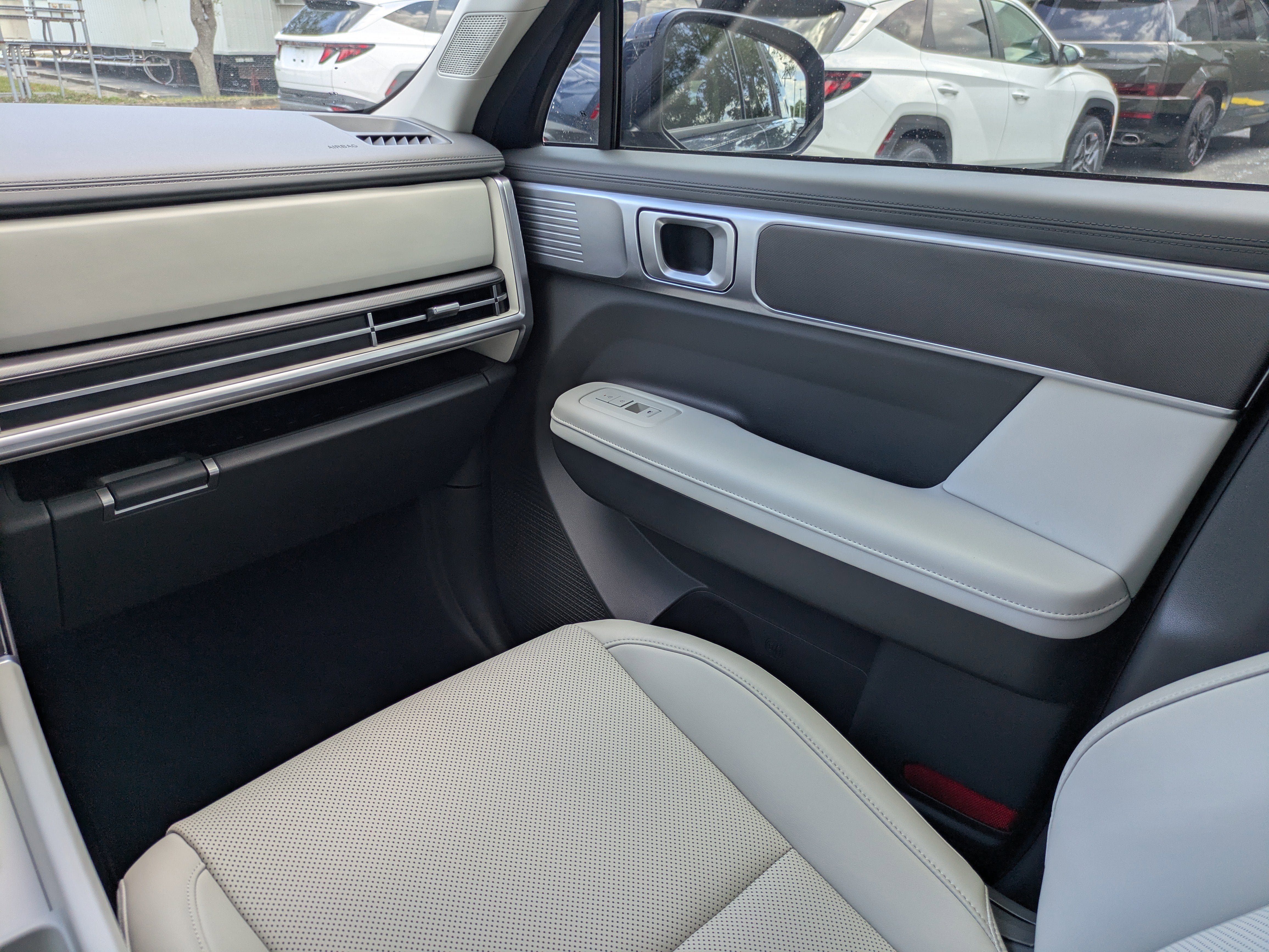 2025 Hyundai SANTA FE HYBRID SEL