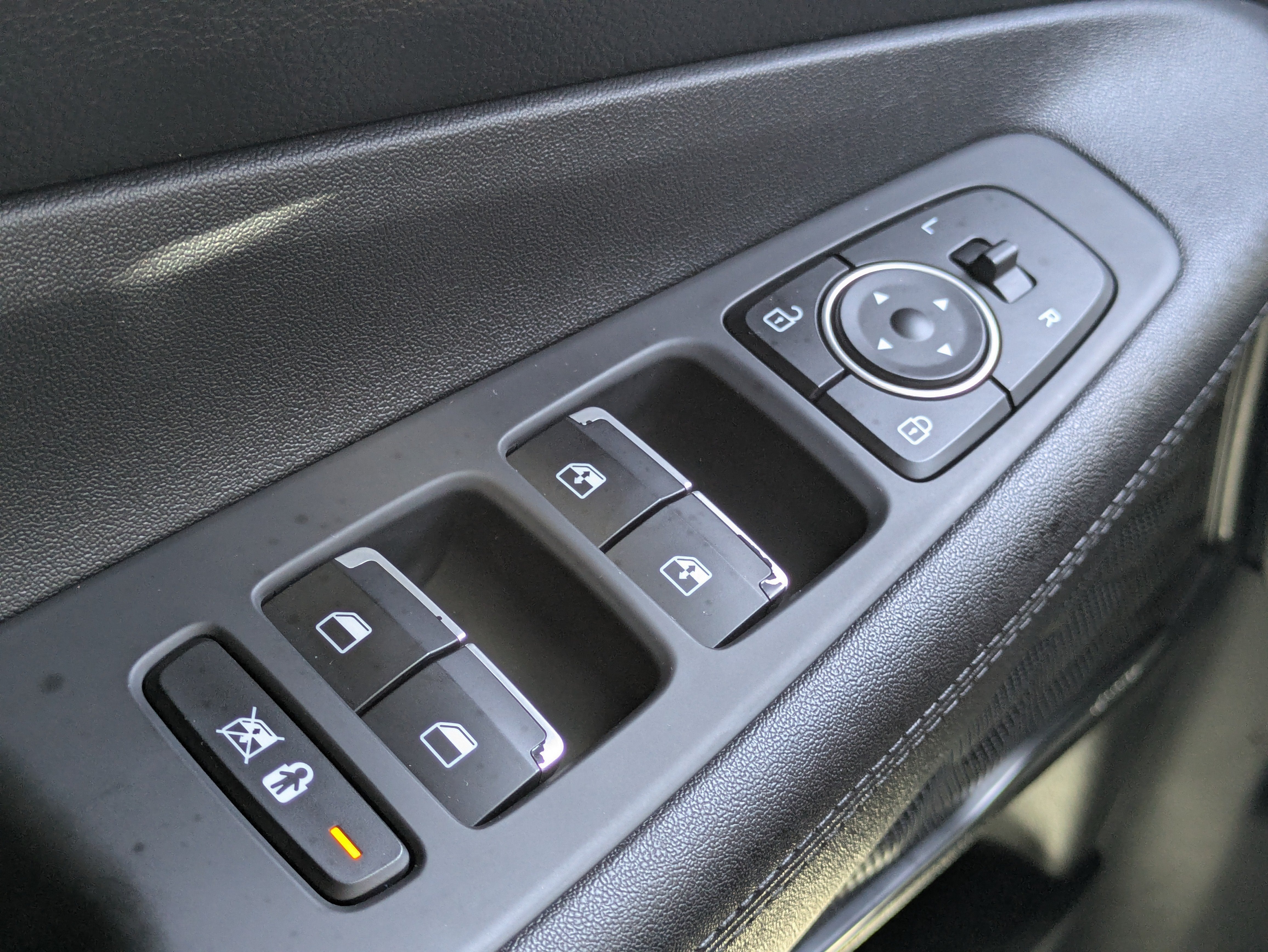 2019 Hyundai SANTA FE SEL Plus