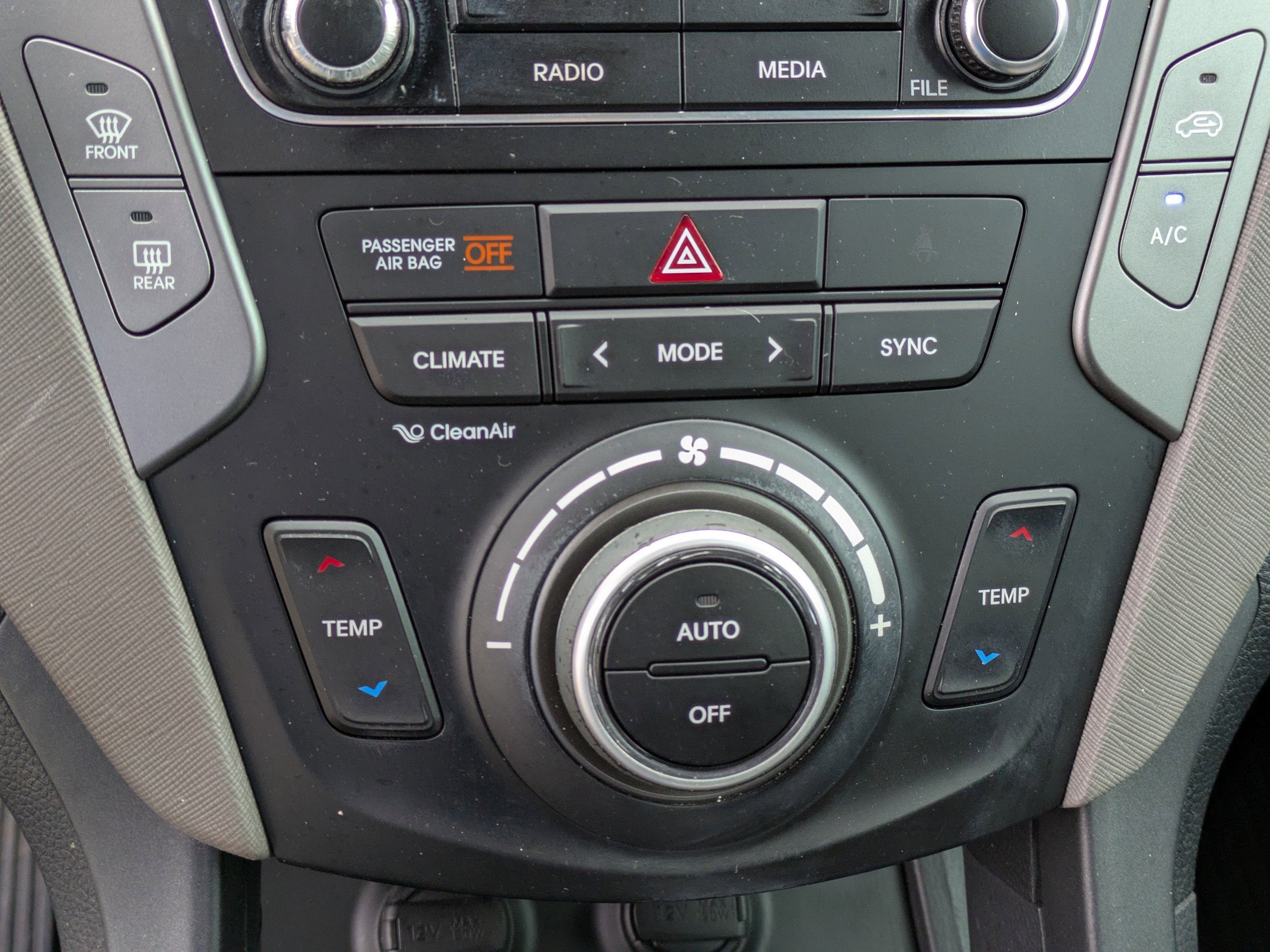 2017 Hyundai SANTA FE SPORT 2.4L