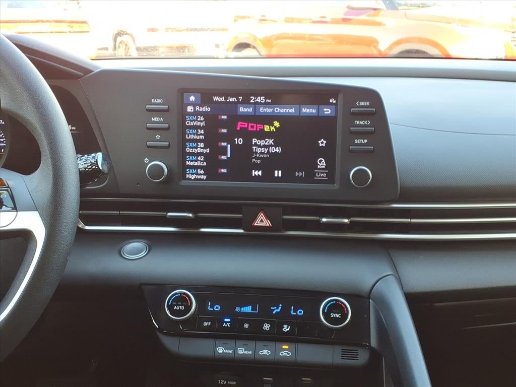 2023 Hyundai ELANTRA SEL