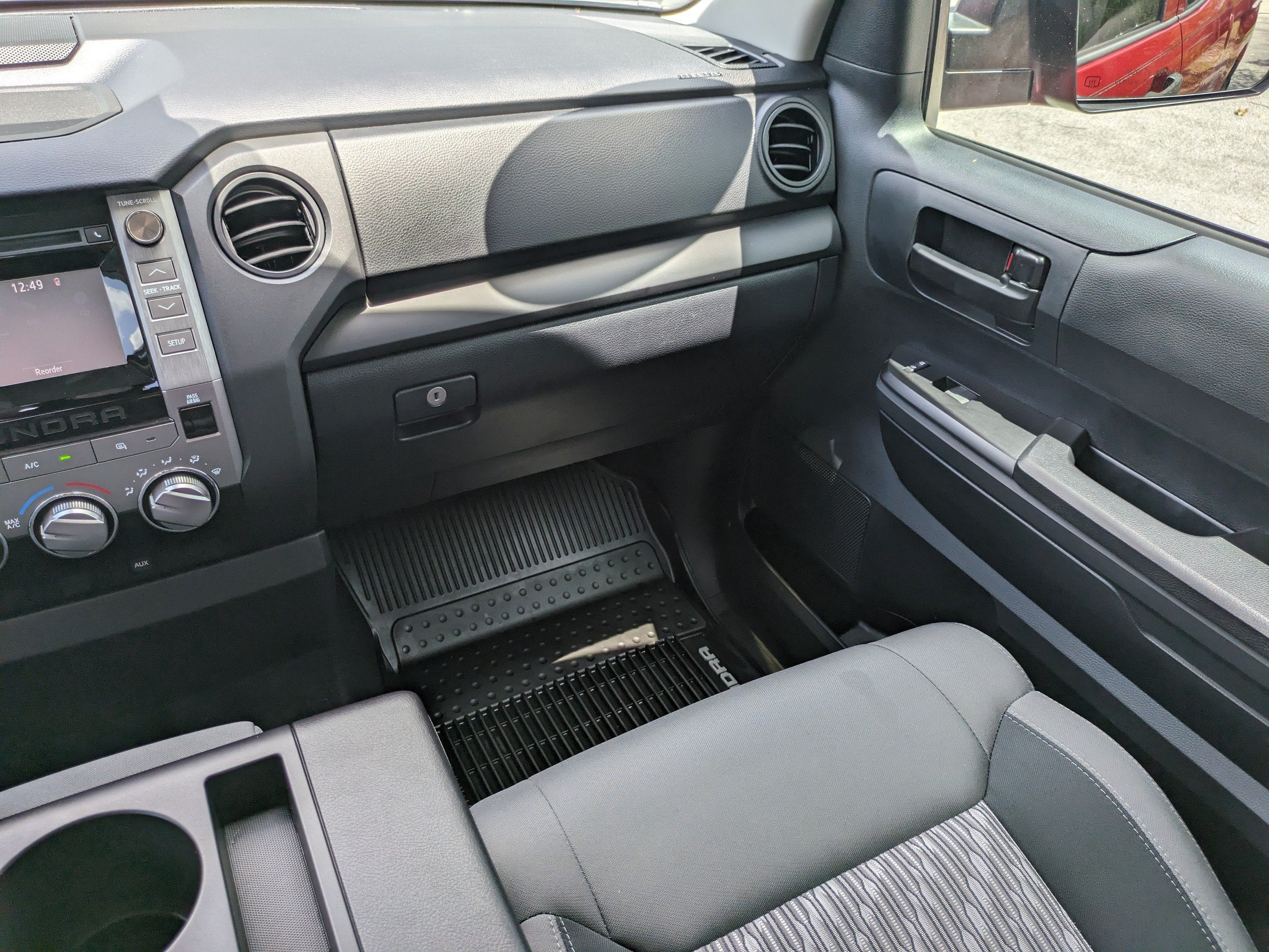2018 Toyota Tundra 2WD SR