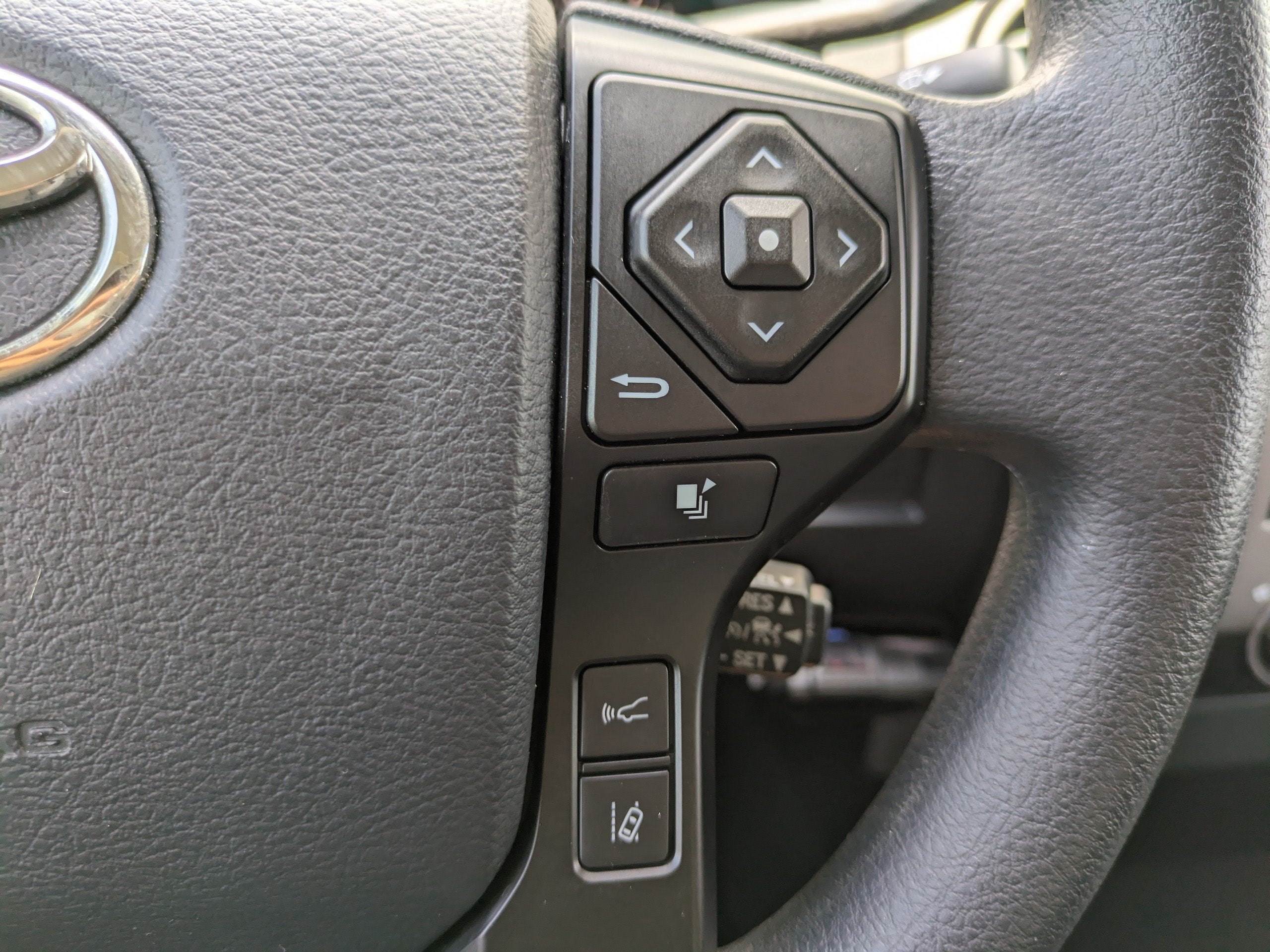 2018 Toyota Tundra 2WD SR