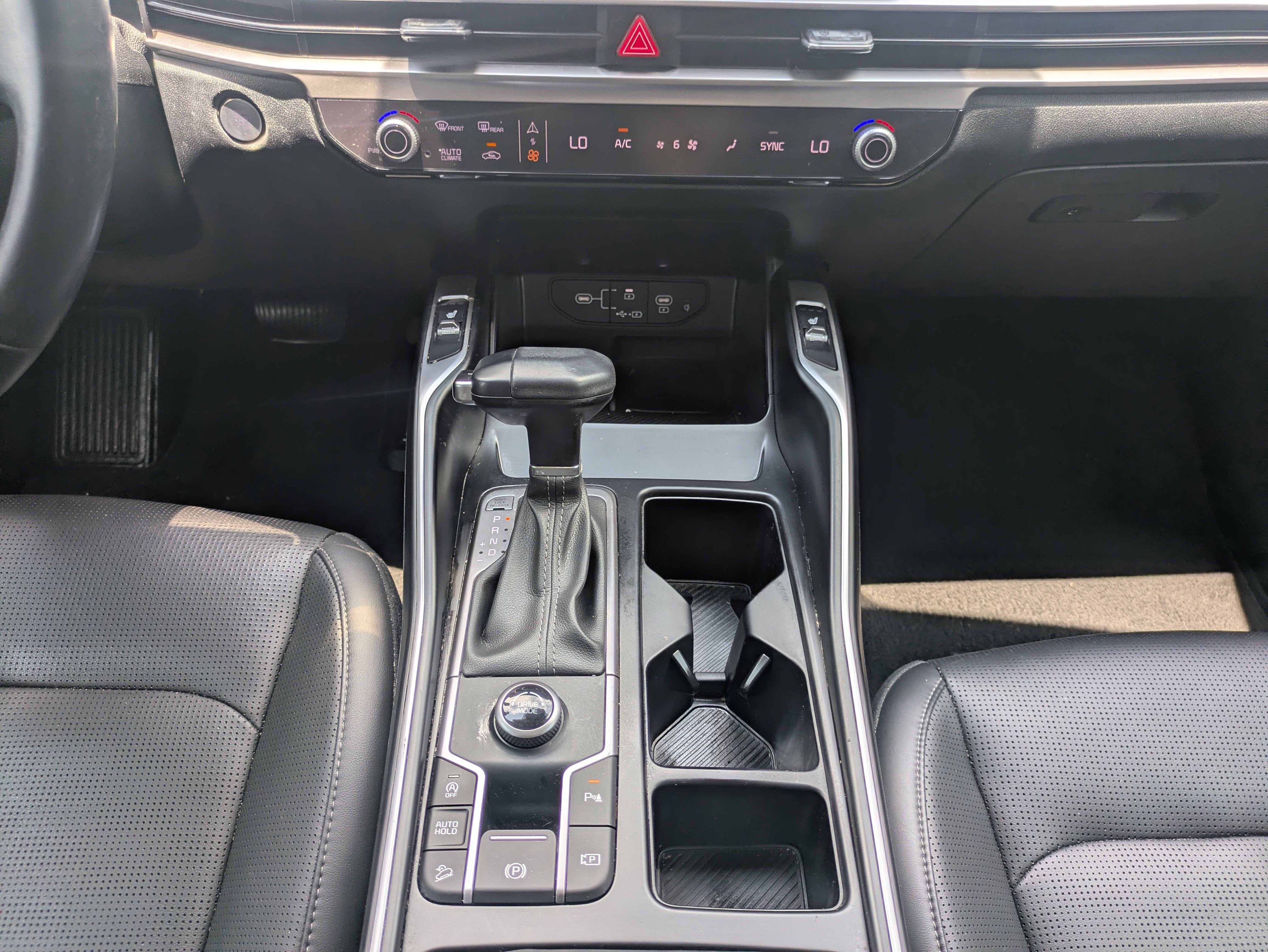 2024 Kia Sorento S