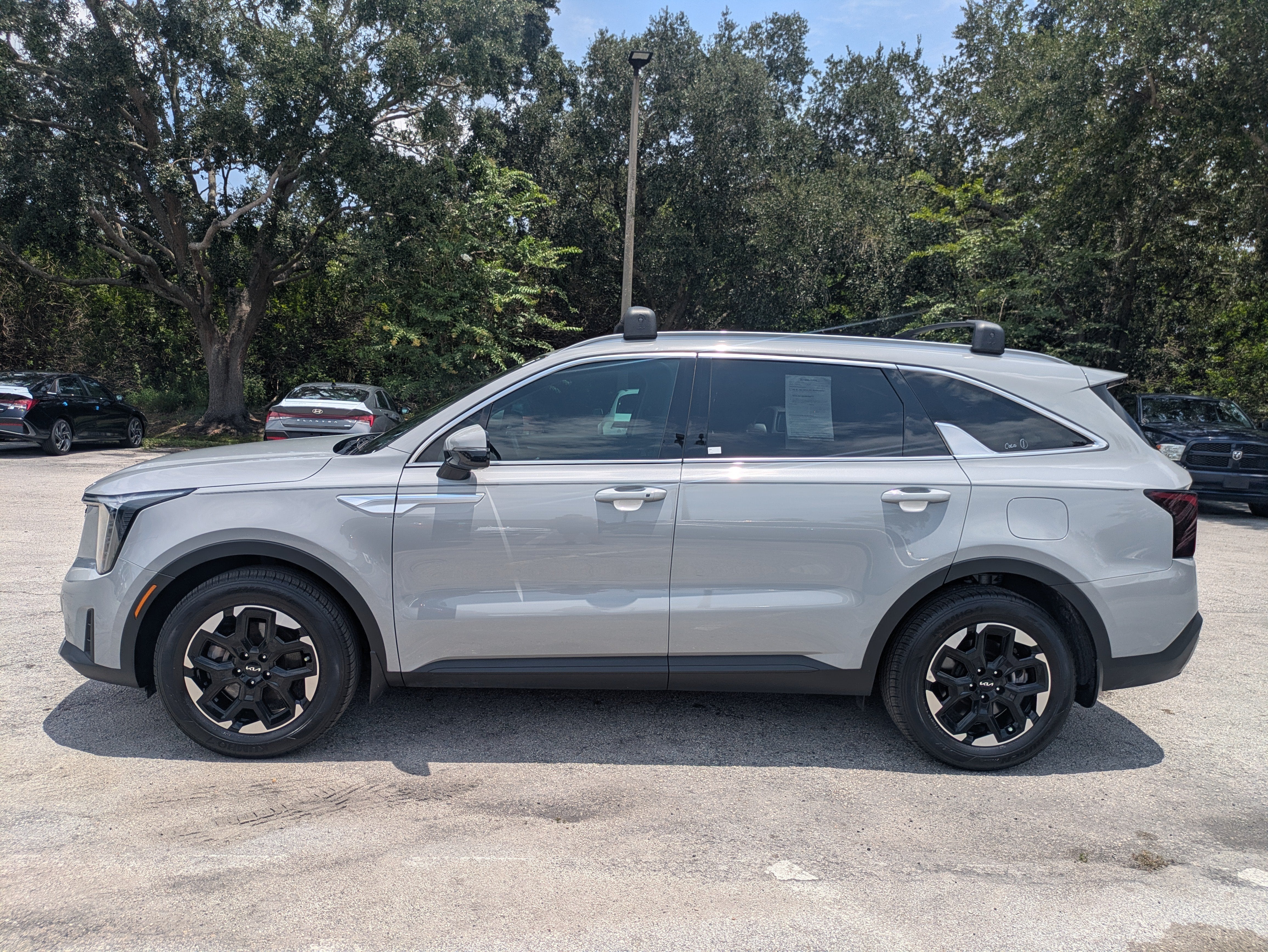 2024 Kia Sorento S
