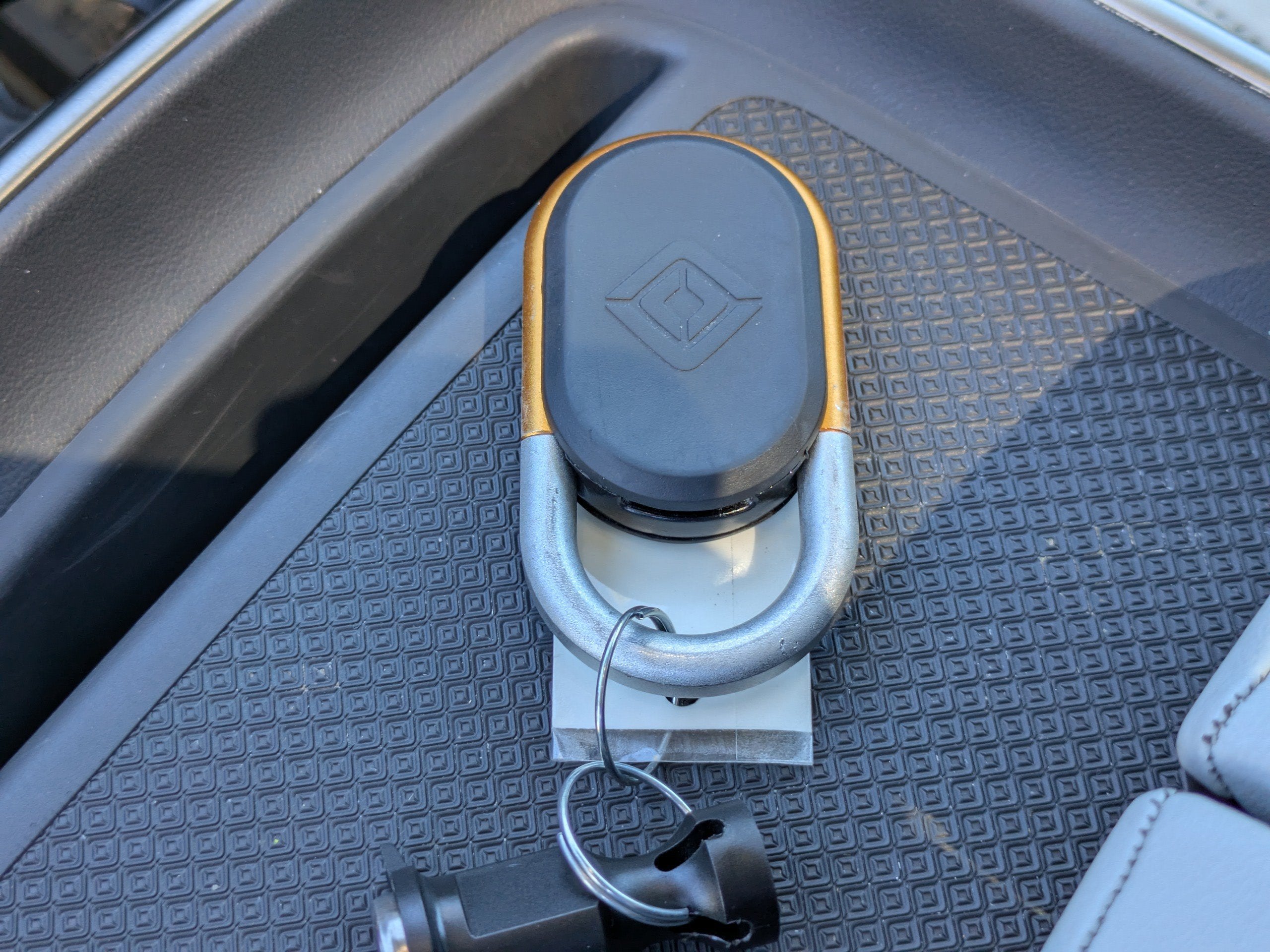 2024 Rivian R1T Adventure
