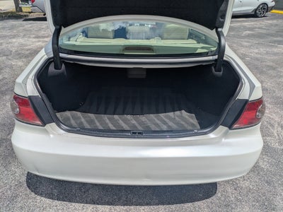 2004 Lexus ES 330 4dr Sdn