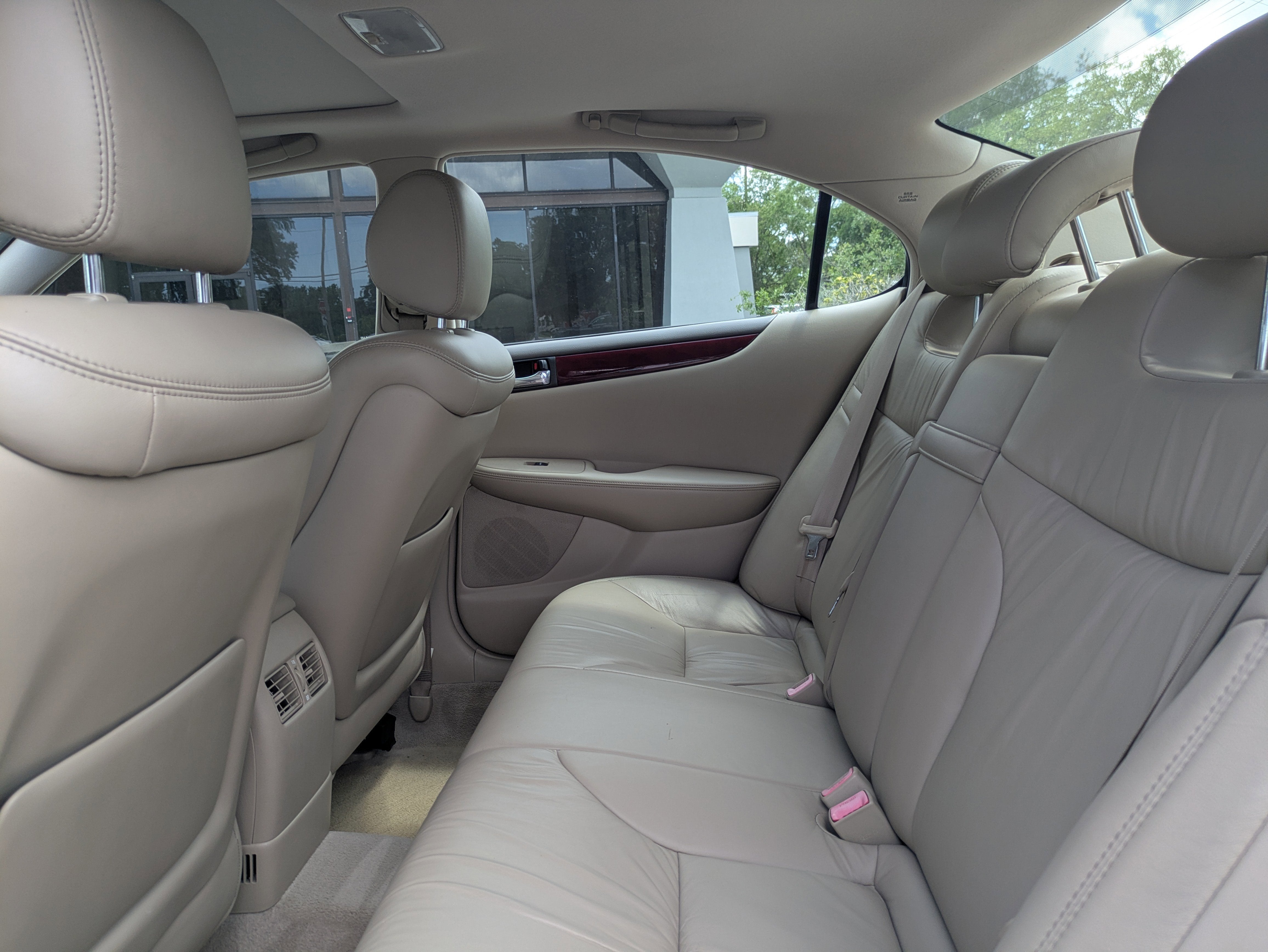 2004 Lexus ES 330 4dr Sdn