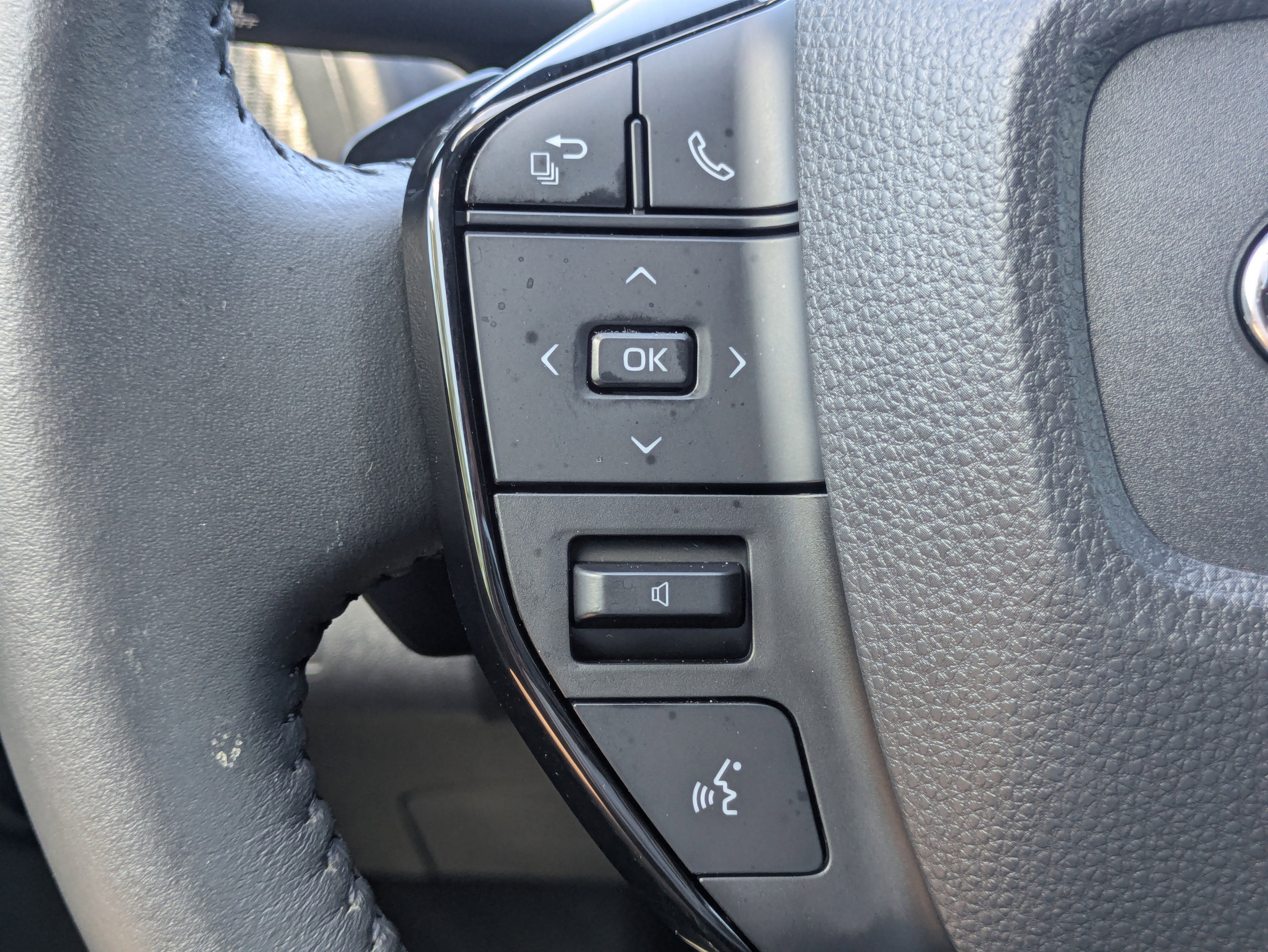 2023 Subaru Solterra Premium