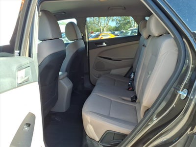 2019 Hyundai TUCSON SE