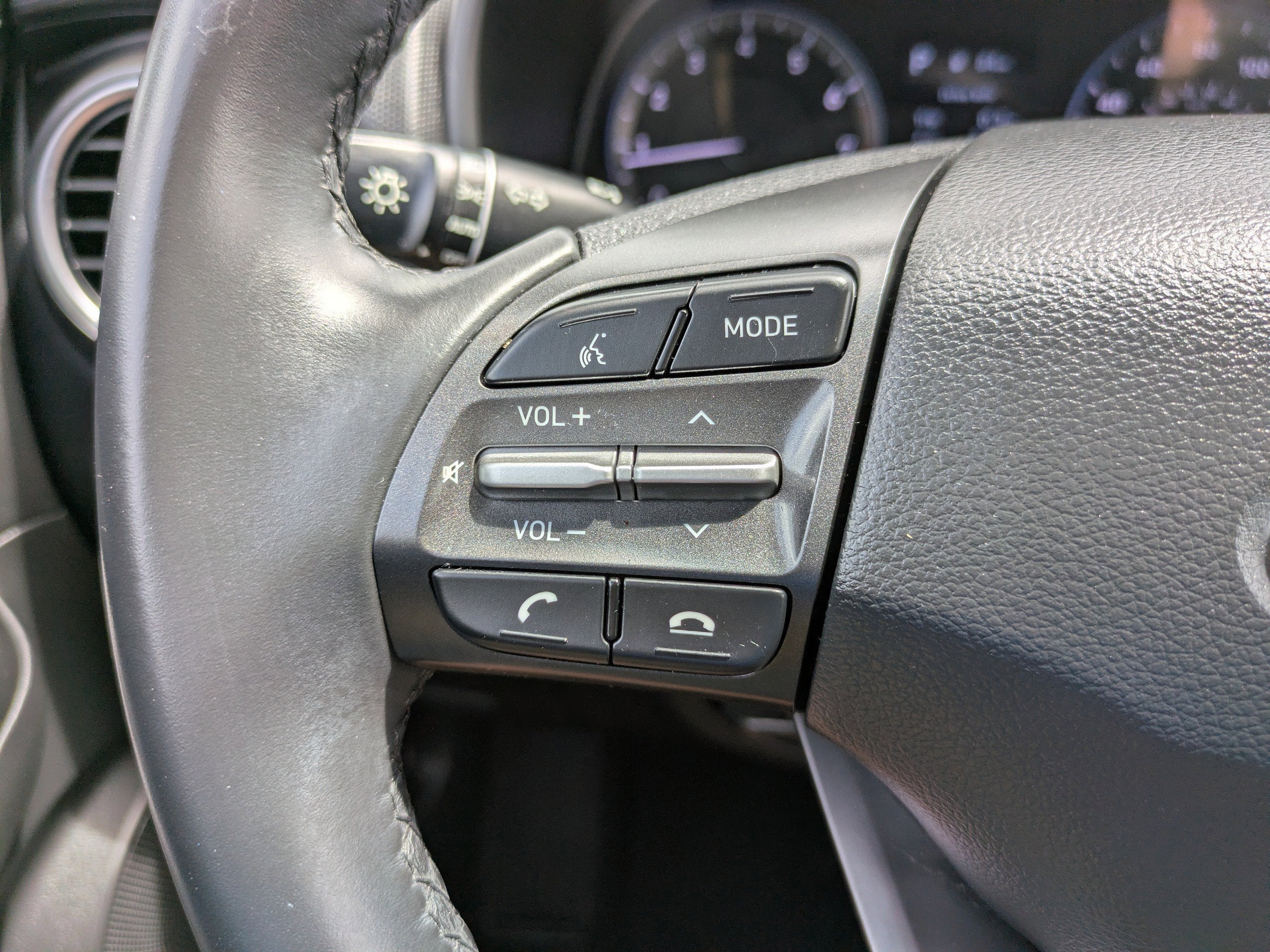 2021 Hyundai KONA SEL