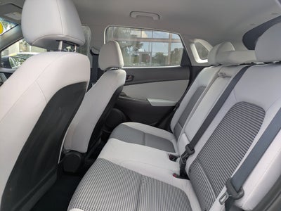 2023 Hyundai KONA SE