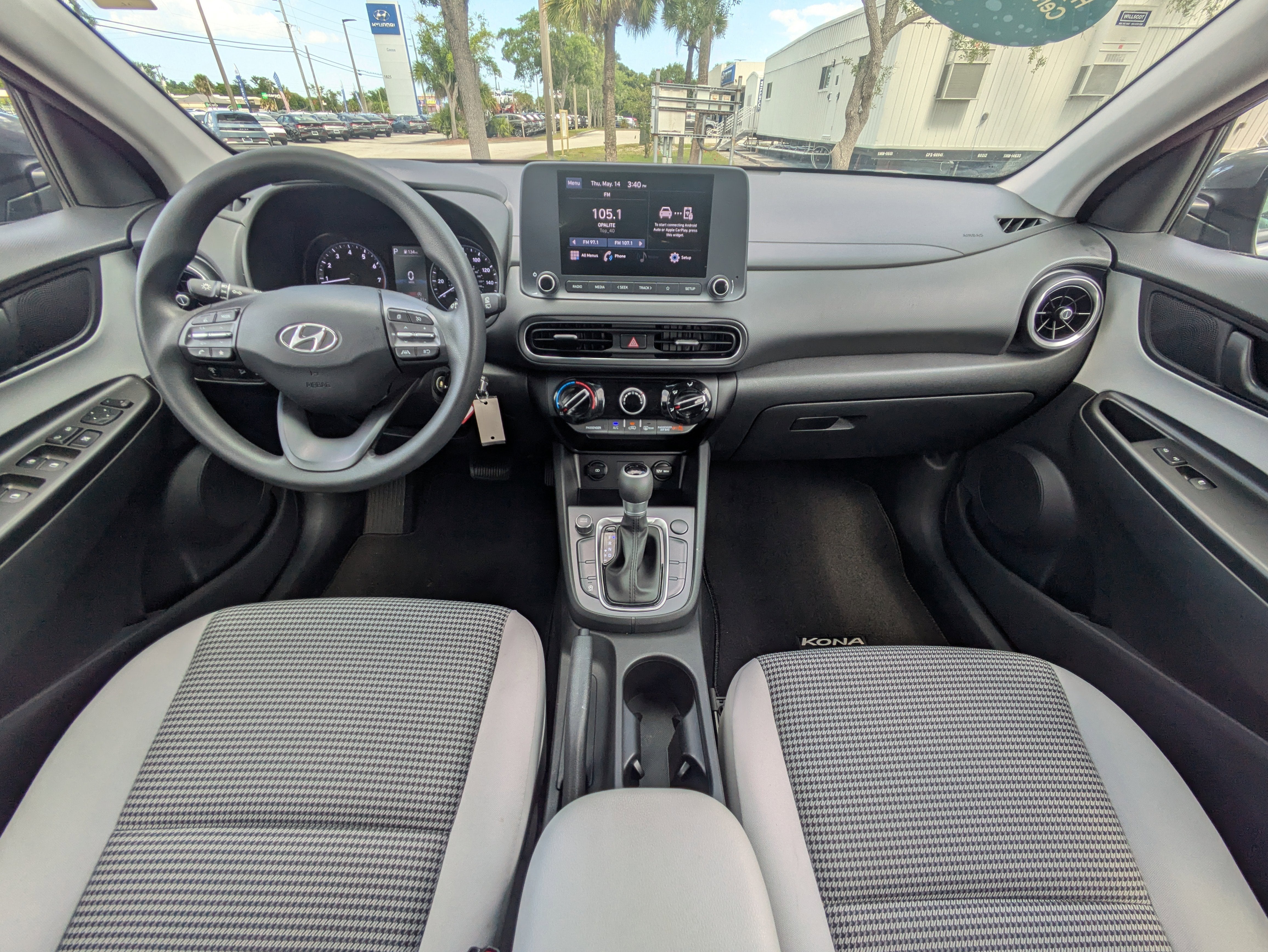 2023 Hyundai KONA SE