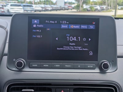 2022 Hyundai KONA SEL