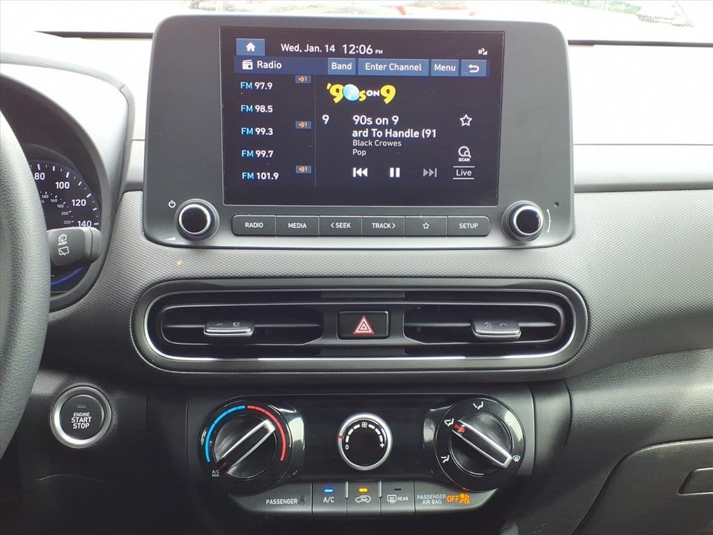 2023 Hyundai KONA SEL