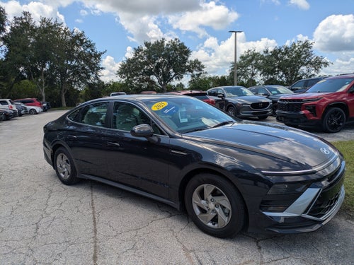 2025 Hyundai SONATA SE