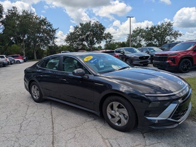 2025 Hyundai SONATA SE