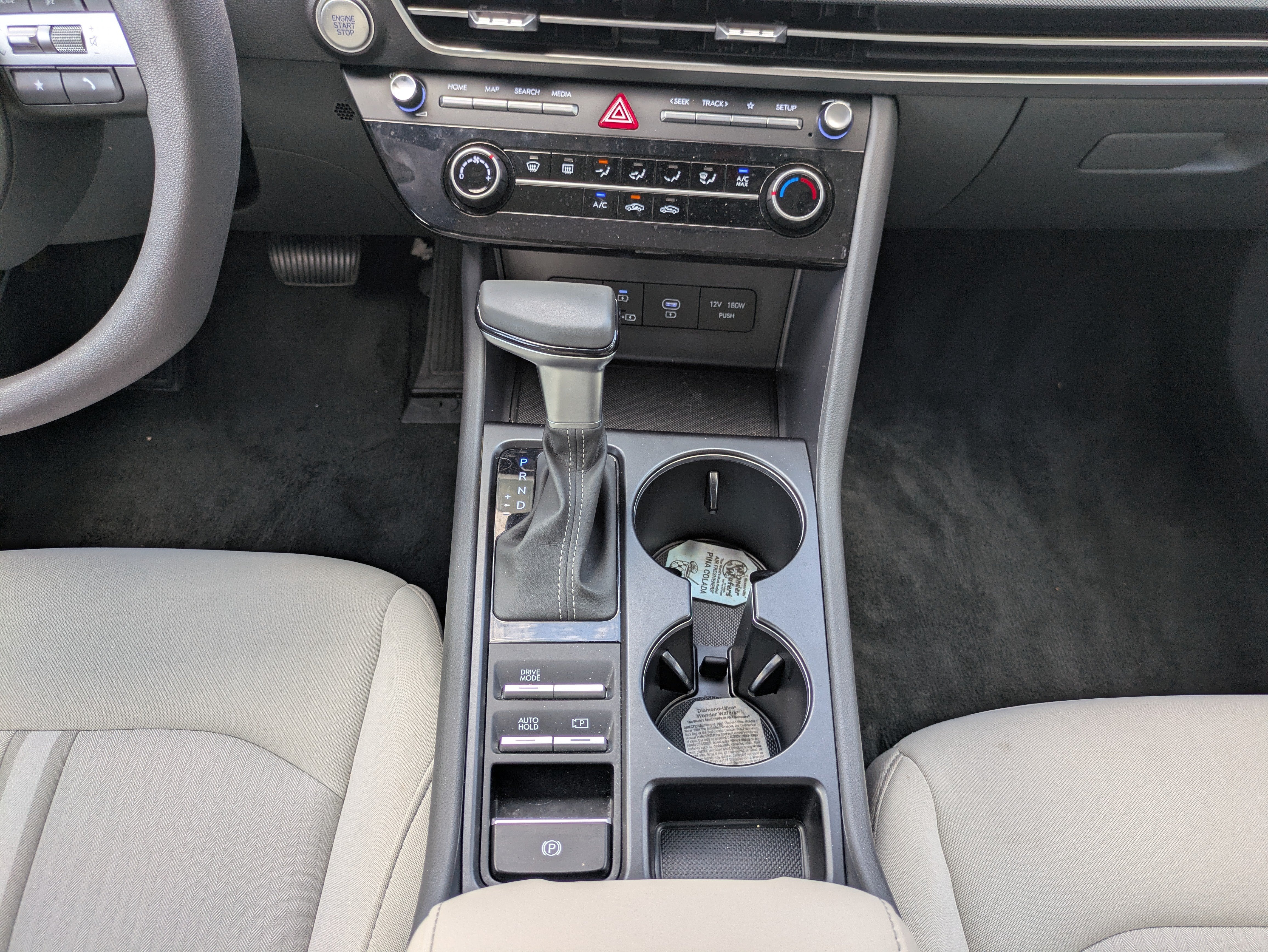 2025 Hyundai SONATA SE