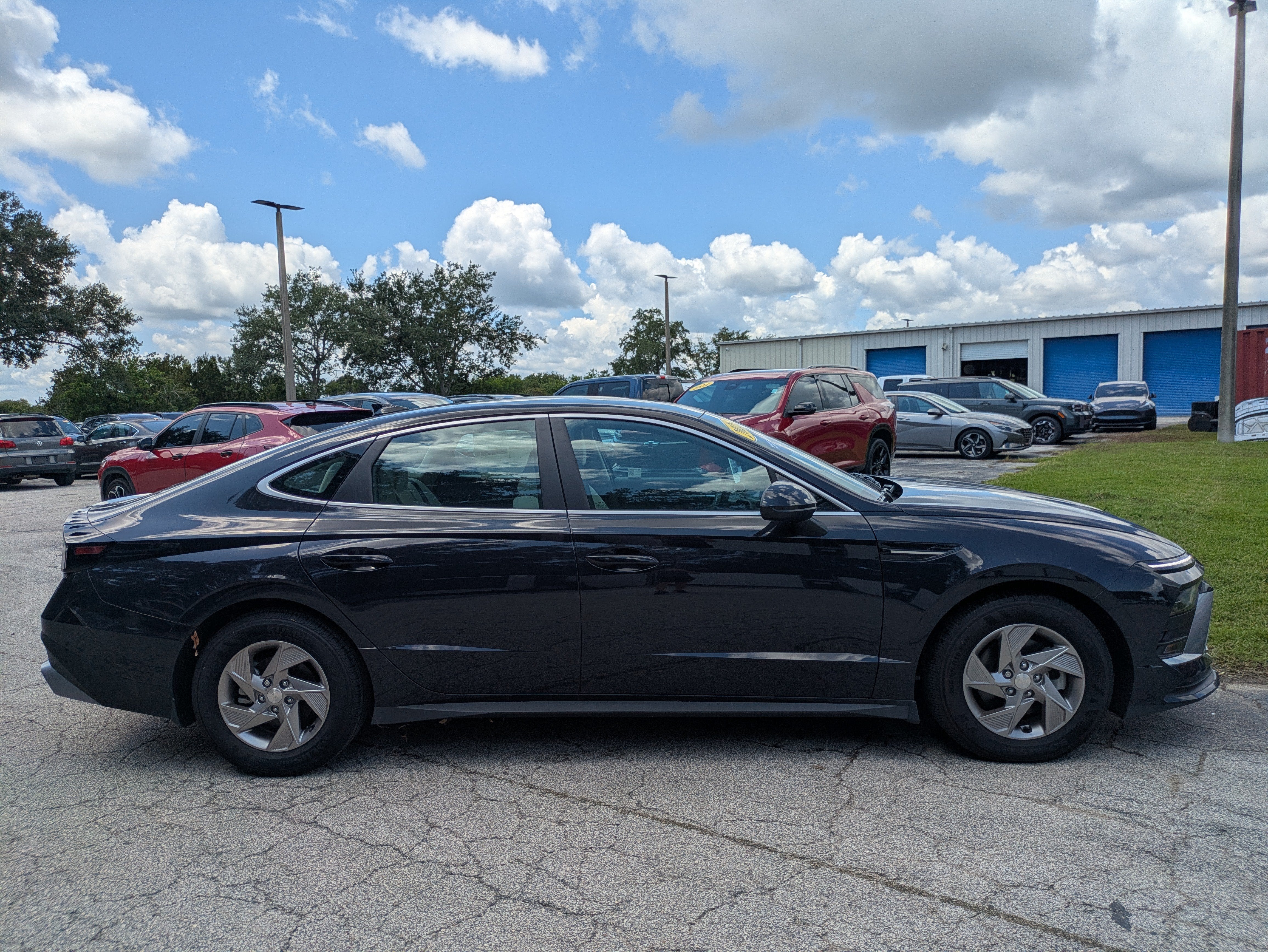 2025 Hyundai SONATA SE