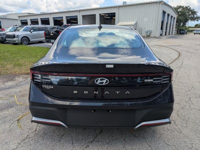 2025 Hyundai SONATA SE