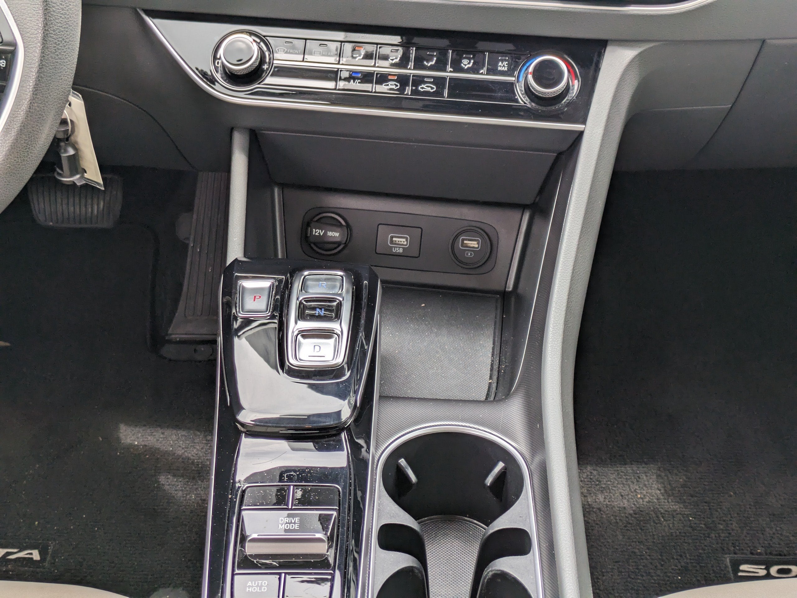 2023 Hyundai SONATA SE