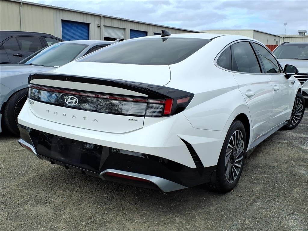 2024 Hyundai SONATA HYBRID SEL