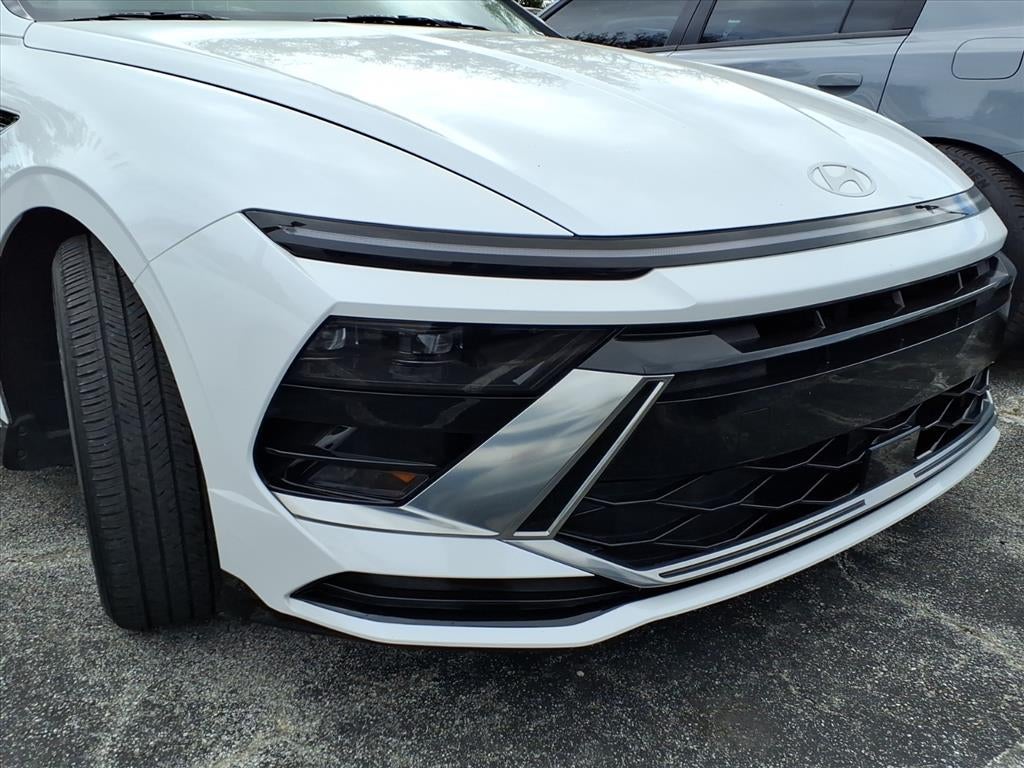 2024 Hyundai SONATA HYBRID SEL