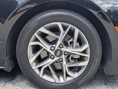 2022 Hyundai SONATA SEL