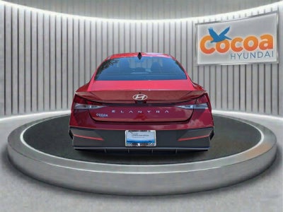 2025 Hyundai ELANTRA SE