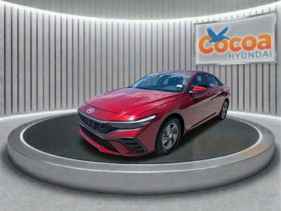 2025 Hyundai ELANTRA SE
