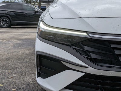 2025 Hyundai ELANTRA SEL Sport