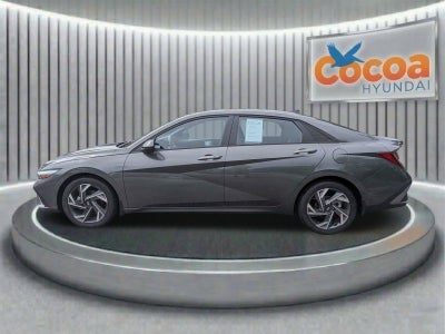 2025 Hyundai ELANTRA SEL Sport