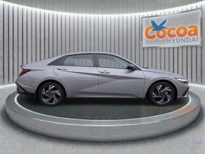 2025 Hyundai ELANTRA SEL Sport