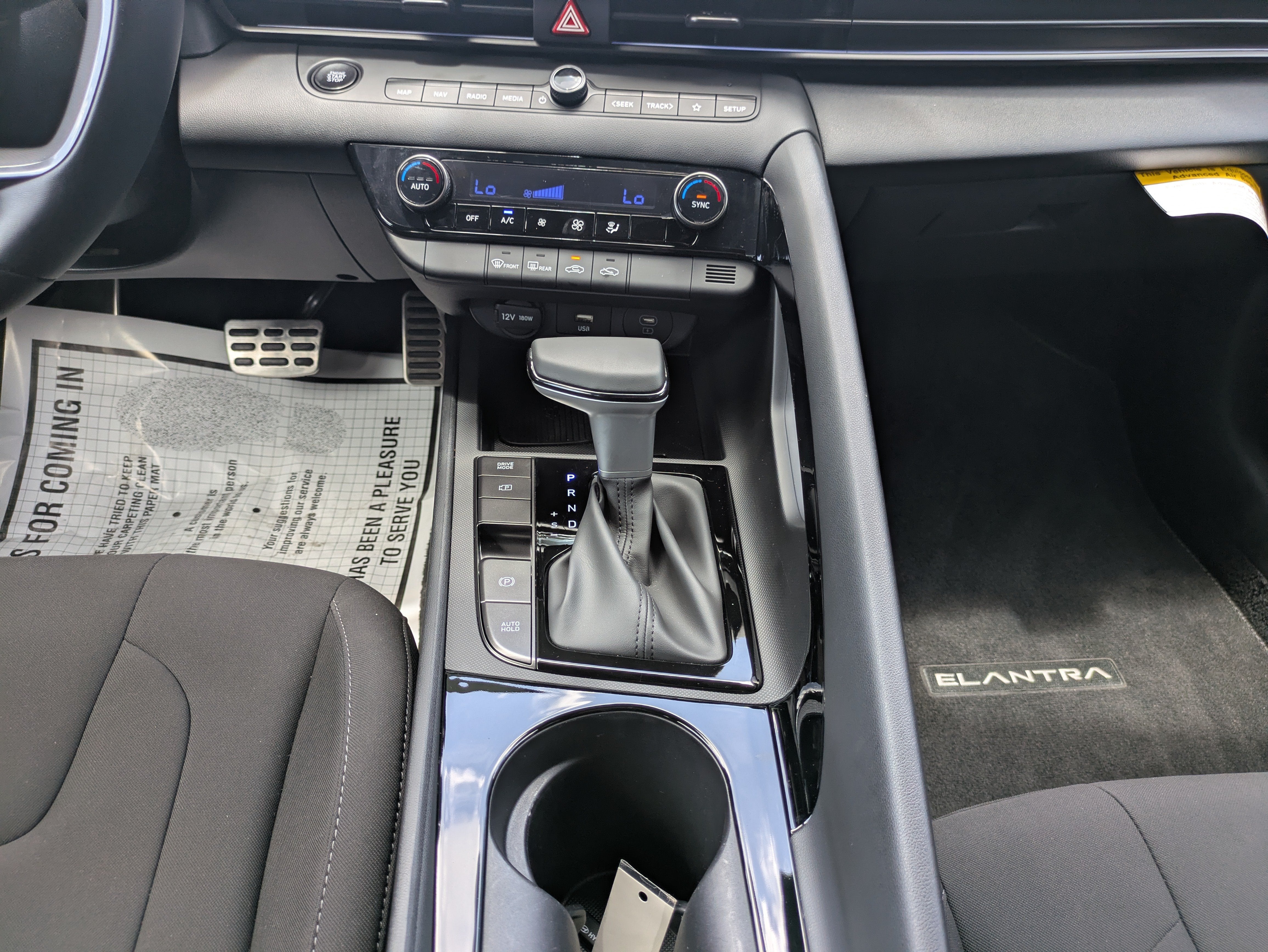 2026 Hyundai ELANTRA HYBRID SEL Sport