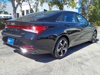 2023 Hyundai ELANTRA Limited