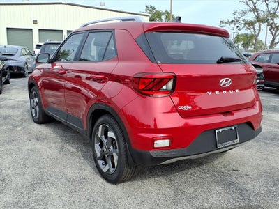 2022 Hyundai VENUE SEL