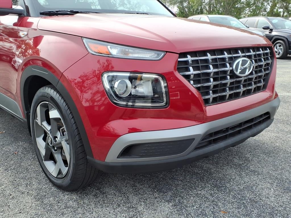 2022 Hyundai VENUE SEL