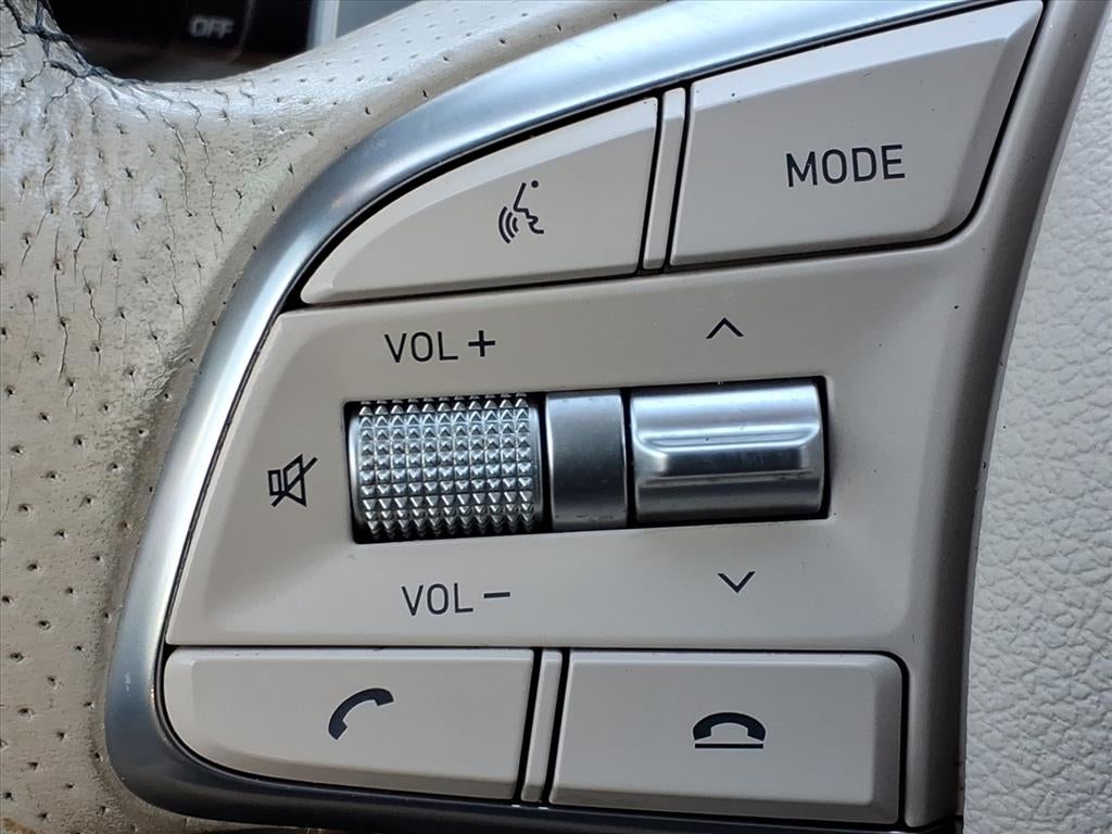 2019 Genesis G70 3.3T Design