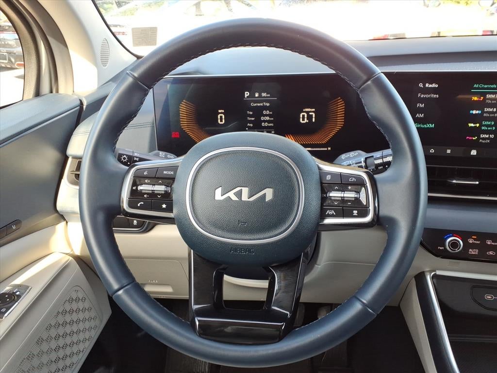 2025 Kia Carnival EX