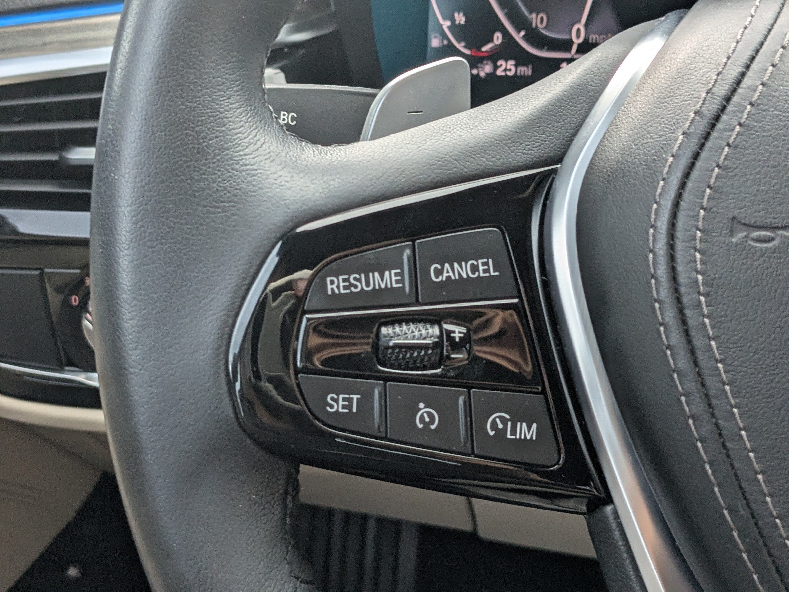2022 BMW 5 Series 530e